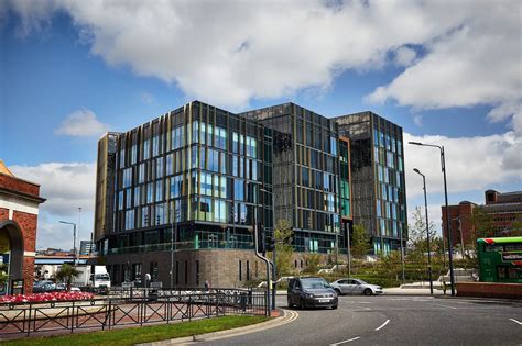 In pictures: Leeds City College opens new £60m Quarry Hill Campus - Leeds Live