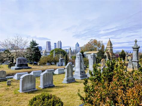 Historic Oakland Cemetery in Atlanta - Tours, Gardens, Festivals & More ...