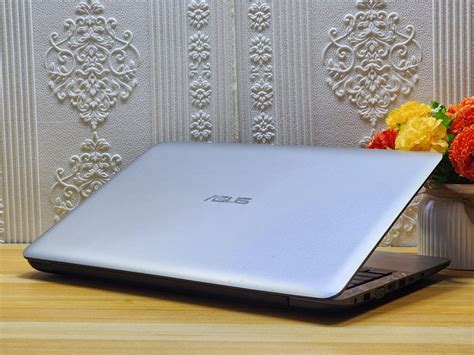 Asus SonicMaster X556UQK Core i5-7th Gen 8Gb Ram 128Gb SSD Nvidia ...