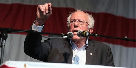 Bernie Sanders Announces Sweeping Climate Change Plan