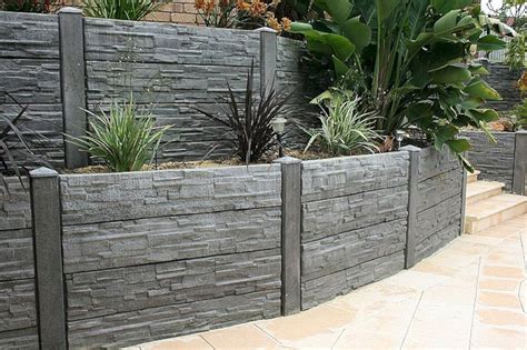 25+ Best Concrete Retaining Wall Ideas for Your Backyard