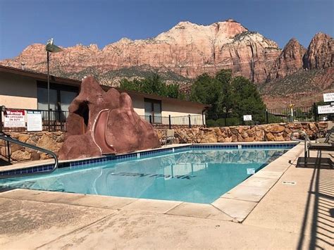 Zion Park Motel Pool: Pictures & Reviews - Tripadvisor