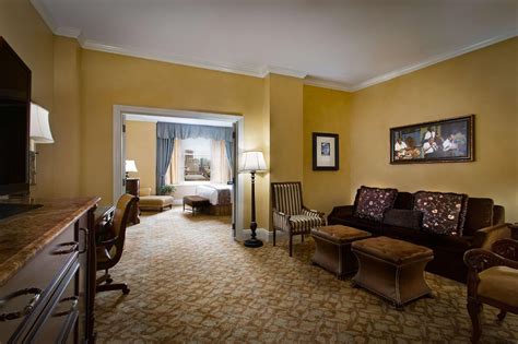 The Roosevelt New Orleans - A Waldorf Astoria Hotel in New Orleans (LA) - Room Deals, Photos ...