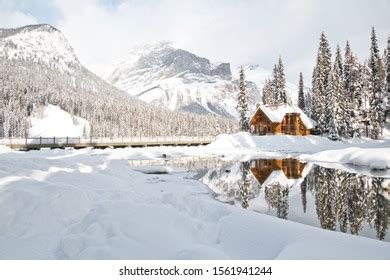 Best Emerald Lake Winter Royalty-Free Images, Stock Photos & Pictures ...