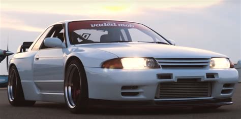 Is This The Ultimate Nissan Skyline R32 GT-R? - Garage Dreams