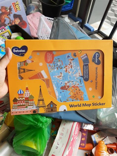 World map sticker, Toys & Collectibles, Lainnya di Carousell