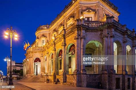 925 Noto Baroque Architecture In Sicily Stock Photos, High-Res Pictures ...