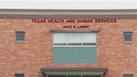 Texas doesn't know vaccination rates inside nursing homes, per HHSC | kvue.com