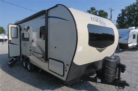 NEW 2019 ROCKWOOD MINI LITE 2109S - Overview | Berryland Campers