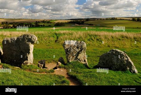 The view from above the entrance to West Kennett (or Kennet) Long Barrow Stock Photo - Alamy
