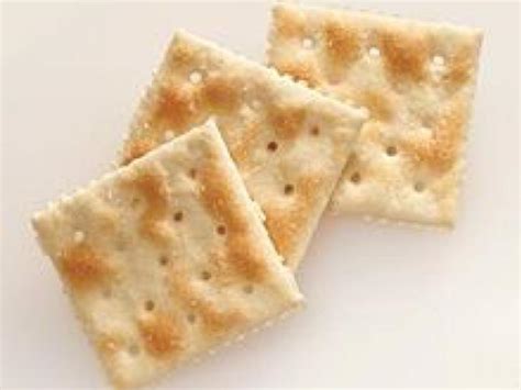 Saltine Crackers Nutrition Information - Eat This Much