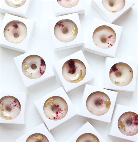 20 Irresistible Wedding Donut Ideas Your Guests Will Love ...
