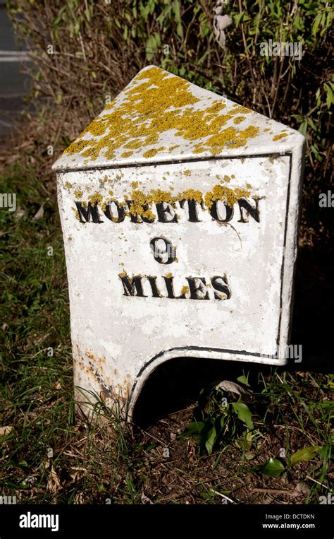 Roman mile marker hi-res stock photography and images - Alamy