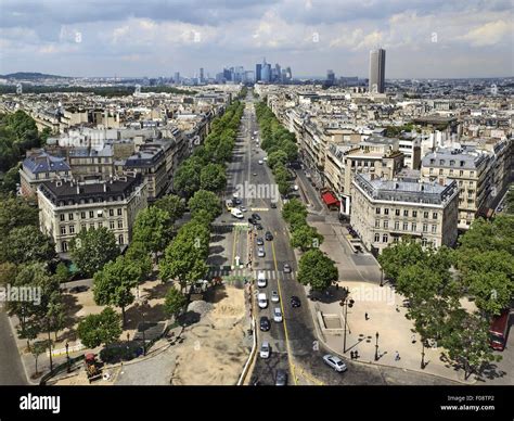 View of Place Charles de Gaulle in Paris, France Stock Photo - Alamy