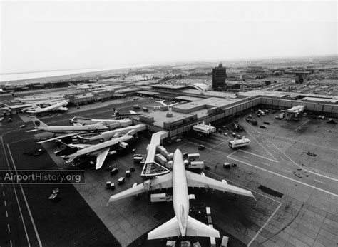 New York Kennedy Airport: Aerial view of International Arrivals Building (1980) - AirportHistory ...