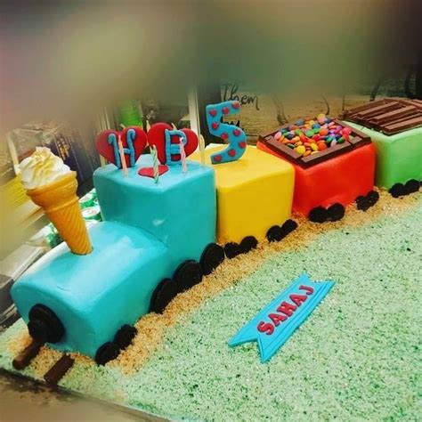 CHOO CHOO TRAIN CAKE Such a cute little train loaded with chocolate ...