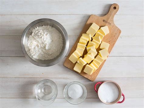 Easy Pie Dough Recipe