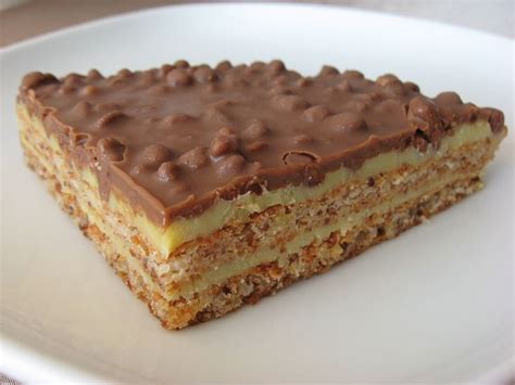 IKEA: Almondy - slice (another view) | Almond cake recipe, Daim cake ...