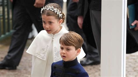 Princesses Kate, Charlotte twin in silver floral headpieces at ...