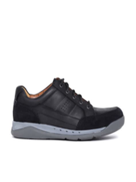 Buy Clarks Men Black Leather Casual Shoes - Casual Shoes for Men 1239815 | Myntra