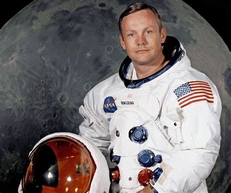 Neil Armstrong Biography - Facts, Childhood, Family Life & Achievements