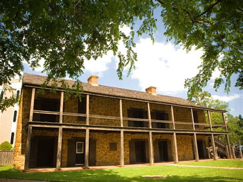 Attractions in Nacogdoches | Tour Texas