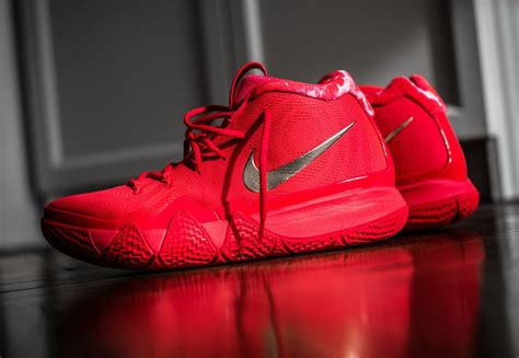 Comment acheter la Nike Kyrie 4 rouge Red Carpet (Uncle Drew)