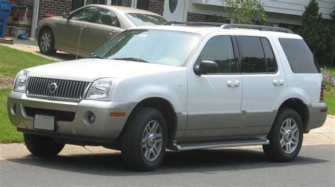 2005 Mercury Mountaineer - Information and photos - MOMENTcar