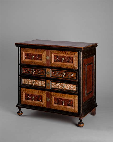 Chest of drawers. American, 1700–1720 [2978 x 3722][OS] : r/ArtefactPorn