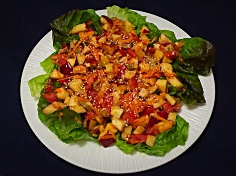 Apple Mango Ginger Salad - Allope #Recipes