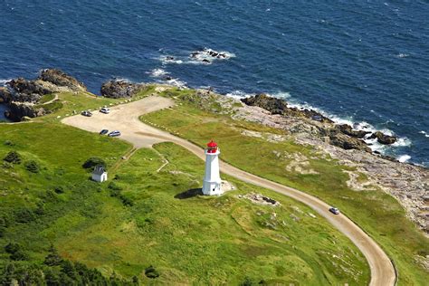 Louisbourg Lighthouse in Louisbourg, NS, Canada - lighthouse Reviews - Phone Number - Marinas.com