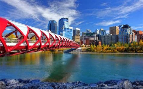 Tourist Attractions in Calgary - Welcome to Cow Town