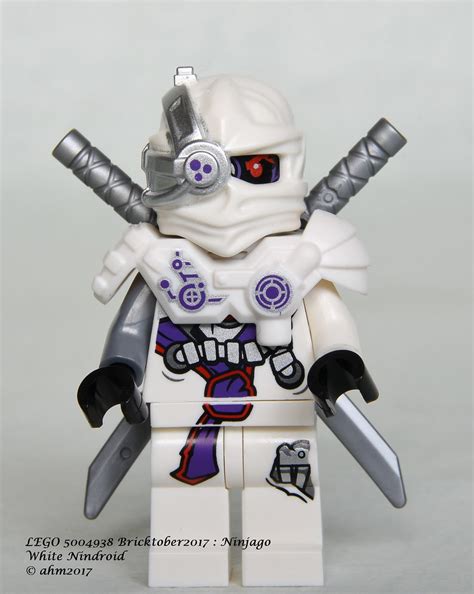 LEGO 5004938 Bricktober2017 Ninjago Minifigure Collection - White Nindroid - a photo on Flickriver