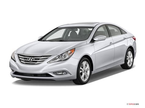 2011 Hyundai Sonata Review, Pricing, & Pictures | U.S. News