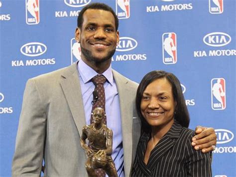 LeBron James – Family, Family Tree - Celebrity Family