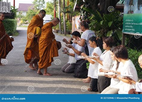 Thai Buddhist Give Food Offerings To Buddhist Monk Editorial Photo - Image of garden, offering ...