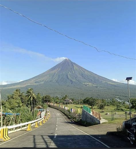 Mayon Volcano | 7/11 aesthetic night, 7 11 aesthetic, On a clear day