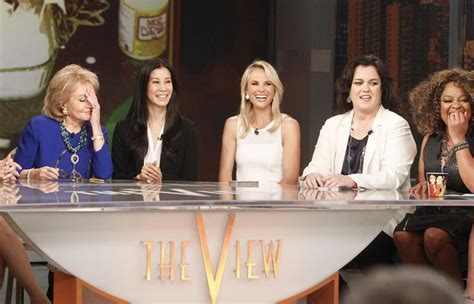 It's Official: Rosie O'Donnell Is Back as Cohost of The View | Glamour