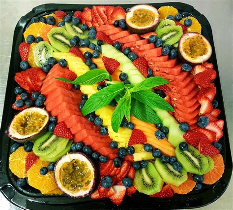 Fancy Fresh Fruit Platter – Fresh Provisions