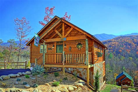 RU - Moonshiners Legacy - Gatlinburg, Tennessee, Cabins, Gatlinburg ...