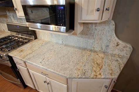 Kashmir Gold Granite in an log cabin in Owings, MD - Traditional - Kitchen - DC Metro - by ...