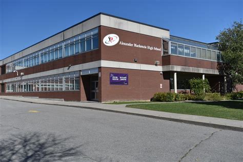 Alexander Mackenzie High School (YRDSB) - Richmond Hill, Ontario