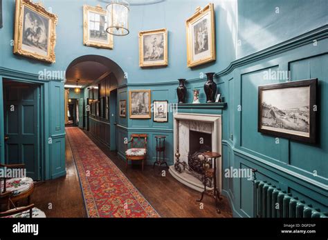 Castle interior england hi-res stock photography and images - Alamy