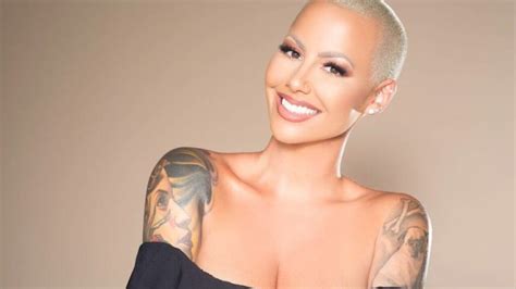 Amber Rose Gets Forehead Tattoo And Fans Freak Out That She’s ‘Ruined’ Her ‘Pretty Face ...