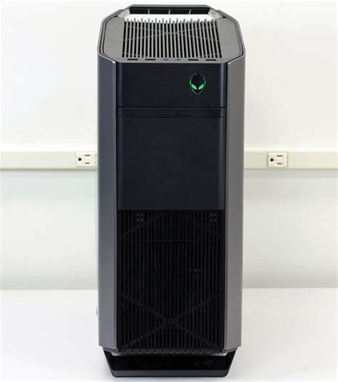 Alienware Aurora R5 Review: Small Stature, Big Performance | HotHardware