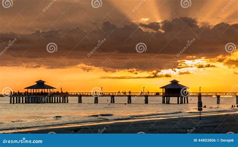 Sunset on Fort Myers Beach stock photo. Image of blue - 44803806