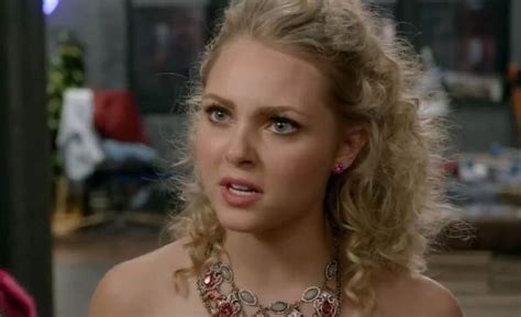 'The Carrie Diaries’ Season 2 Episode 10 Spoilers: How Will Carrie Handle 80s AIDS Epidemic On ...