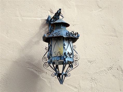 Wall Lamp | A lamp at the Arizona-Sonora Desert Museum | Sean | Flickr