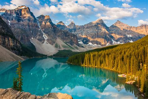 Moraine Sunrise Reflection at Moraine Lake, Canada by Dezzouk [3888x2592] : r/ImagesOfCanada