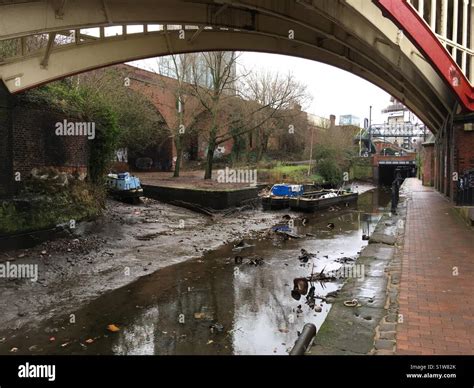 Drained canal Manchester Stock Photo - Alamy